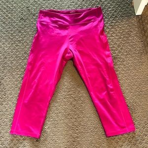 Tek Gear athletic pants size XL. pre owned worn twice. Two side pockets.